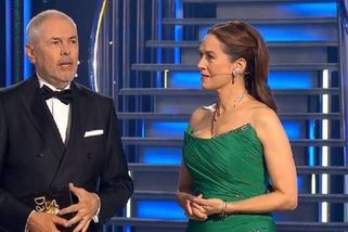 Po bouřlivé noci ve Sněmovně promluvil Marek Eben. V přímém přenosu StarDance vzkázal, že všechny ty zlé si vezme čert